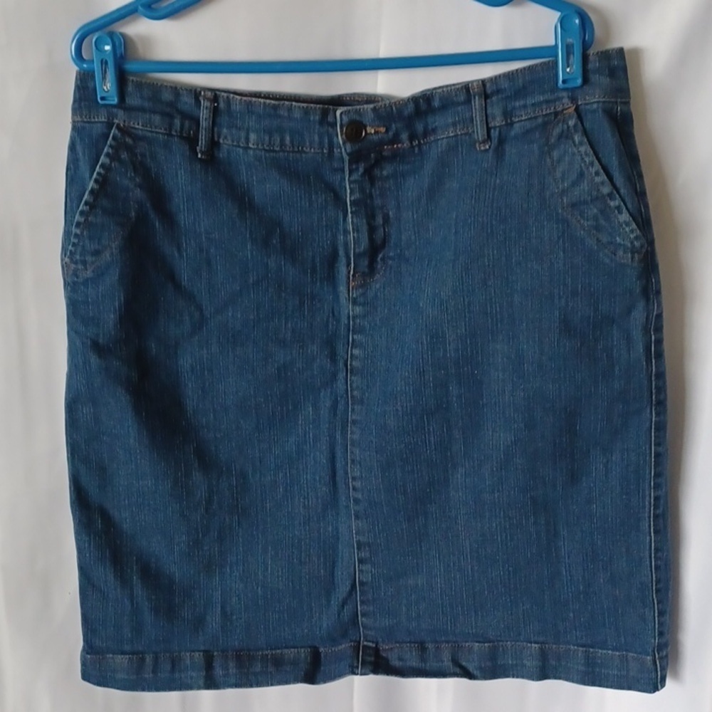 SONOMA SIZE 16 DENIM SKIRT